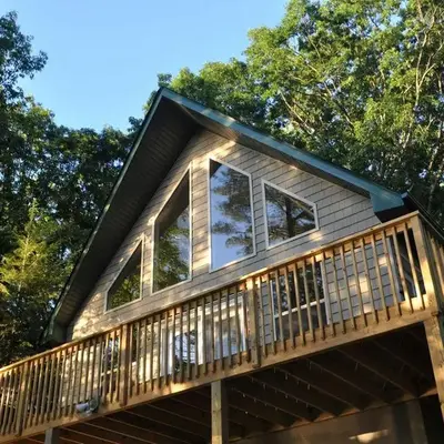 Lakefront Vacation Rental with Superb Views over Lake Wallenpaupack in Hawley