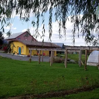 Pet-Friendly Cottage in a Working Farm near Hudson