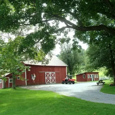 Enchanting Secluded Cabin Rental near Salem