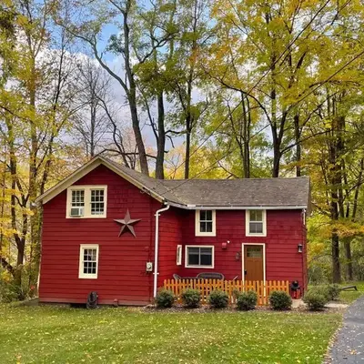 The Red Country Cottage