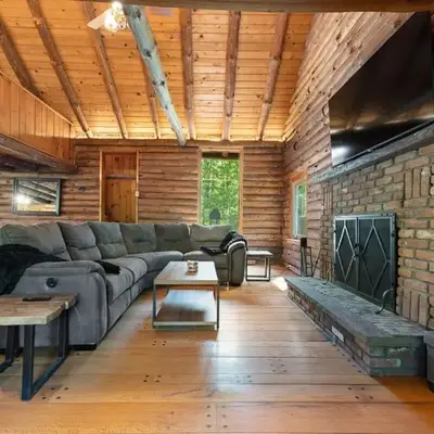 The Bears Nest