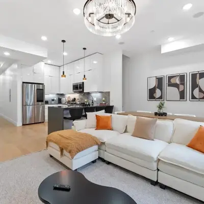Luxury 3BR Backyard Oasis Close to NYC FirePit