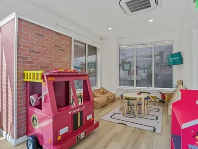 Gallery image of Skyline Luxe Haven Studio - Easy Access to NYC in Stamford