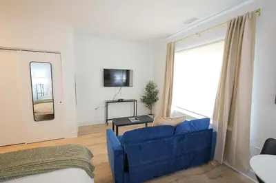 Gallery image of Skyline Luxe Haven Studio - Easy Access to NYC in Stamford
