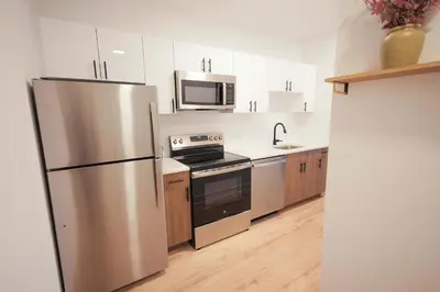 Gallery image of Skyline Luxe Haven Studio - Easy Access to NYC in Stamford