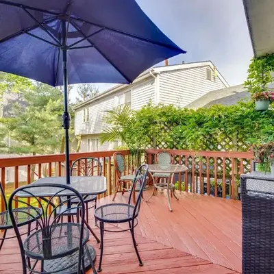 2 Blocks to Beach Walkable Woodmont Village Home