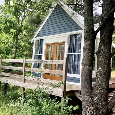 Runamuk Farm Camp Tiny House near Cambridge
