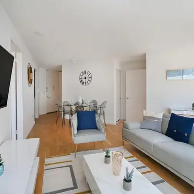 Stunning Apartment for 4 2 Bedrooms 2 Bath