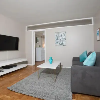 2 Bed Apt Ideally located in UES of Manhattan