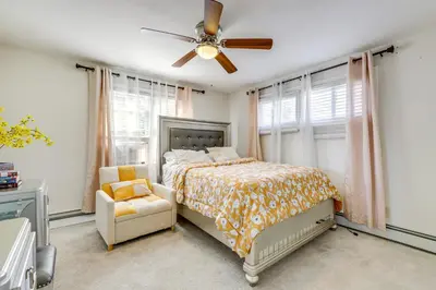 Gallery image of 10 Mi to Hartford Family Home with Yard in Manchester