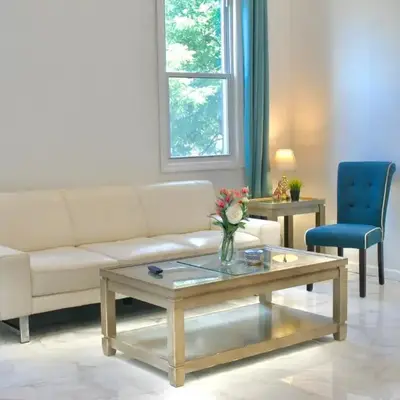 15 Minutes From Manhattan 2-Bedroom Apartment in LIC Astoria Queens
