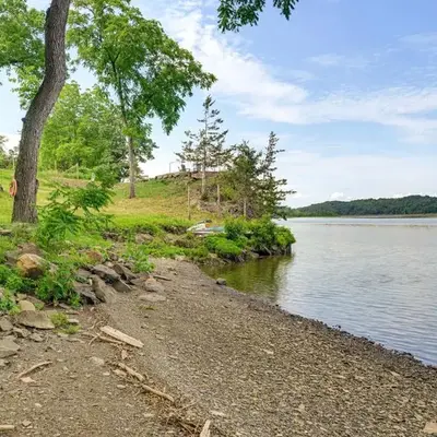 Riverfront Hudson Valley Gem with Beach Access!