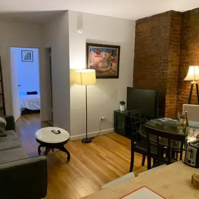 PRIME LOCATION 2 BEDROOMS APT UPPER EAST SIDe