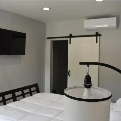 Tannersville Village Rooms on Saw Mill Creek