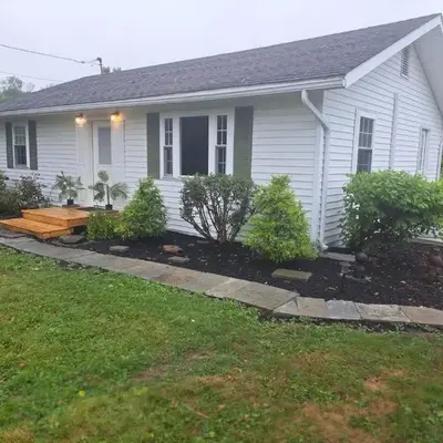 Cozy Country Cottage