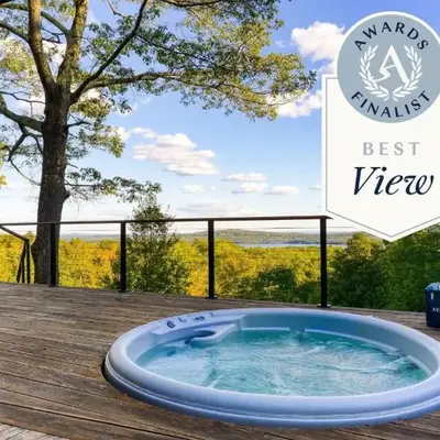 Modern Catskills Escape w Open Living Steam Shower Hot Tub w Mountain Views Minutes from Woodstock Trails Suncliff Vista