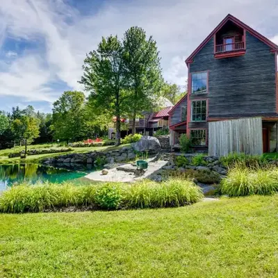 10 Mi to Mt Snow! Grand Estate Built to Entertain