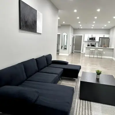 Spacious Modern 1 Bedroom RARE Apt w GYM
