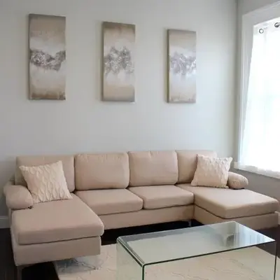 MODERN 1BR GREAT Location Downtown Parking