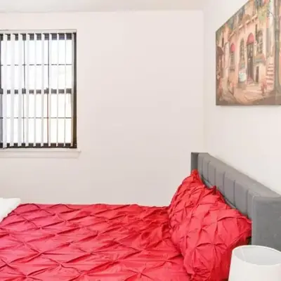 Spacious 1-Bedroom Condo with Kitchen
