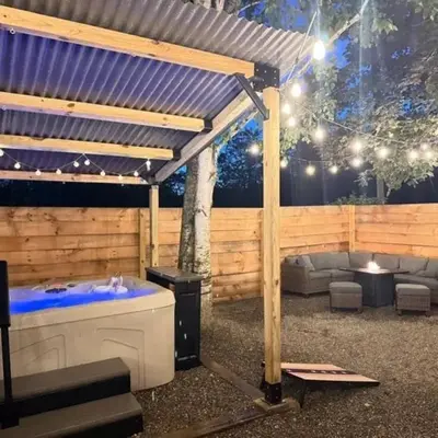Chic Hudson Escape Pet Friendly Hot Tub