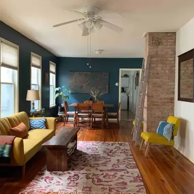 Sunny & spacious pied-à-terre by Union & Proctors!