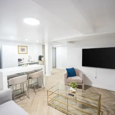 Retro 2 bedroom basement APT with free parking