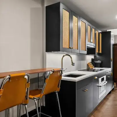 Freeman 603 by Rove Travel - Studio with Shared Amenities