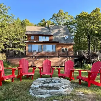 Charlemont Chalet - A 15 Acre Private Retreat