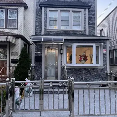 Amazing private single family house