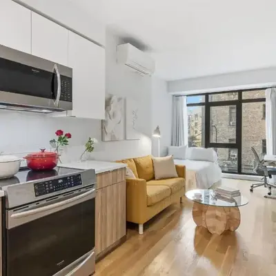 Elegant Studio Apartment