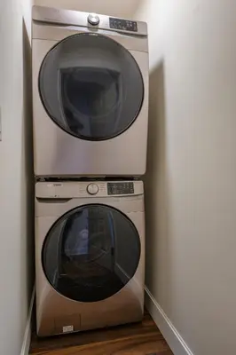 two microwaves stacked on top of each other at All-American classic,18 min to Manhattan in Carlstadt
