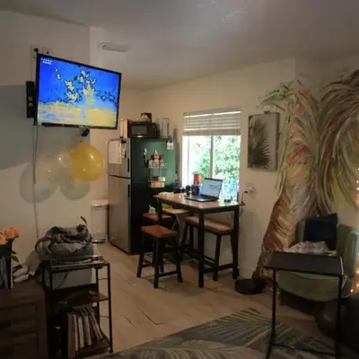 STUDIO IN LIC WITH POOL AnD VIEW