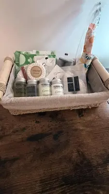 a basket filled with differentiatesiatesiatesiatesiatesktop at Nona - Private Room 3 with Parking, Desk & Fast WiFi near Yale, Quinnipiac, SCSU & Hospitals in Hamden