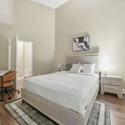 Modern 1BR perfect for extended visits