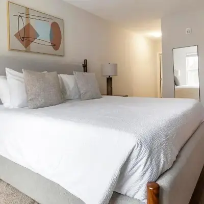 Landing Spectacular 2BD Yoga Studio Game Room