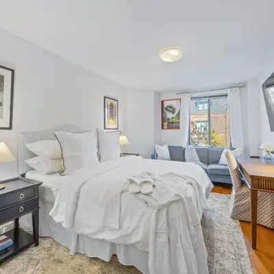 Chelsea 1BR in Shared Apt with Laundry and Rooftop
