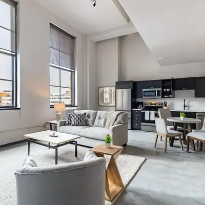 Landing Beautiful 1BD Gym