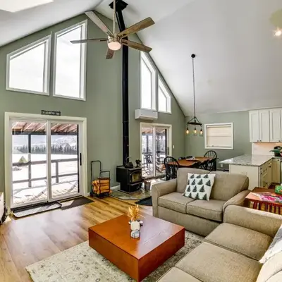 Catskills Group Getaway on 50 Scenic Acres!