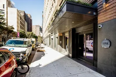 Gallery image of Blueground Chelsea rooftop pool nr High Line NYC-2148 in New York