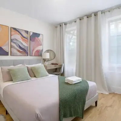 Bright & Cozy 2BD in Upper East Side