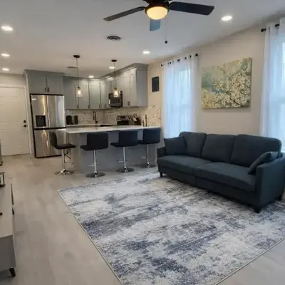 Bright Renovated 3BR Apartment w Private Entrance
