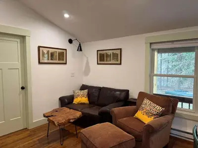 Gallery image of Little House on the River in Salem