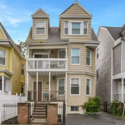 Enjoyable 3-bedroom house in charming East Orange neighborhood