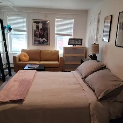 The Cozy Flat near the Apple