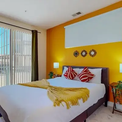 Stylish Home and Cozy200