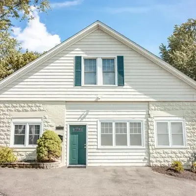 New England Nest - Modern 2BR Home with EV Charger