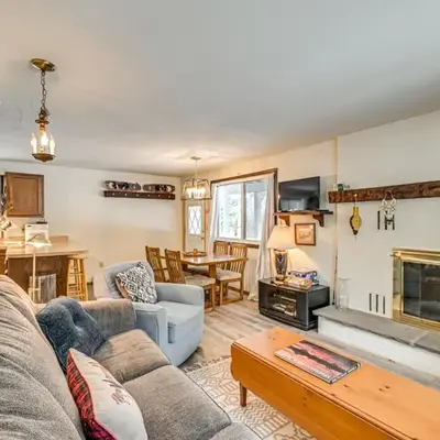 3 Mi to Windham Mountain Pet-Friendly Apt with Yard