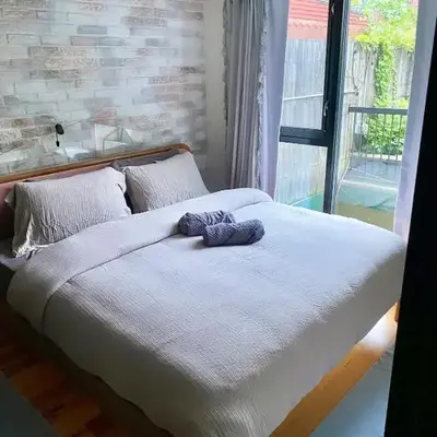 Bright 2-Story Brooklyn Oasis w Patio & Fire Pit