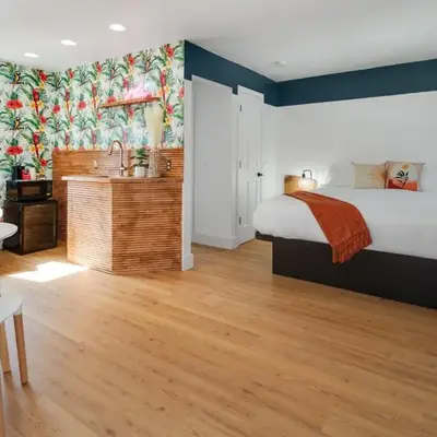 Birches Motel